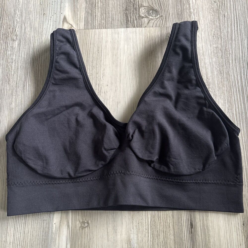 NWOT Genie Bra Seamless Wireless Sports Bra Black XL Pullover Medium Support
